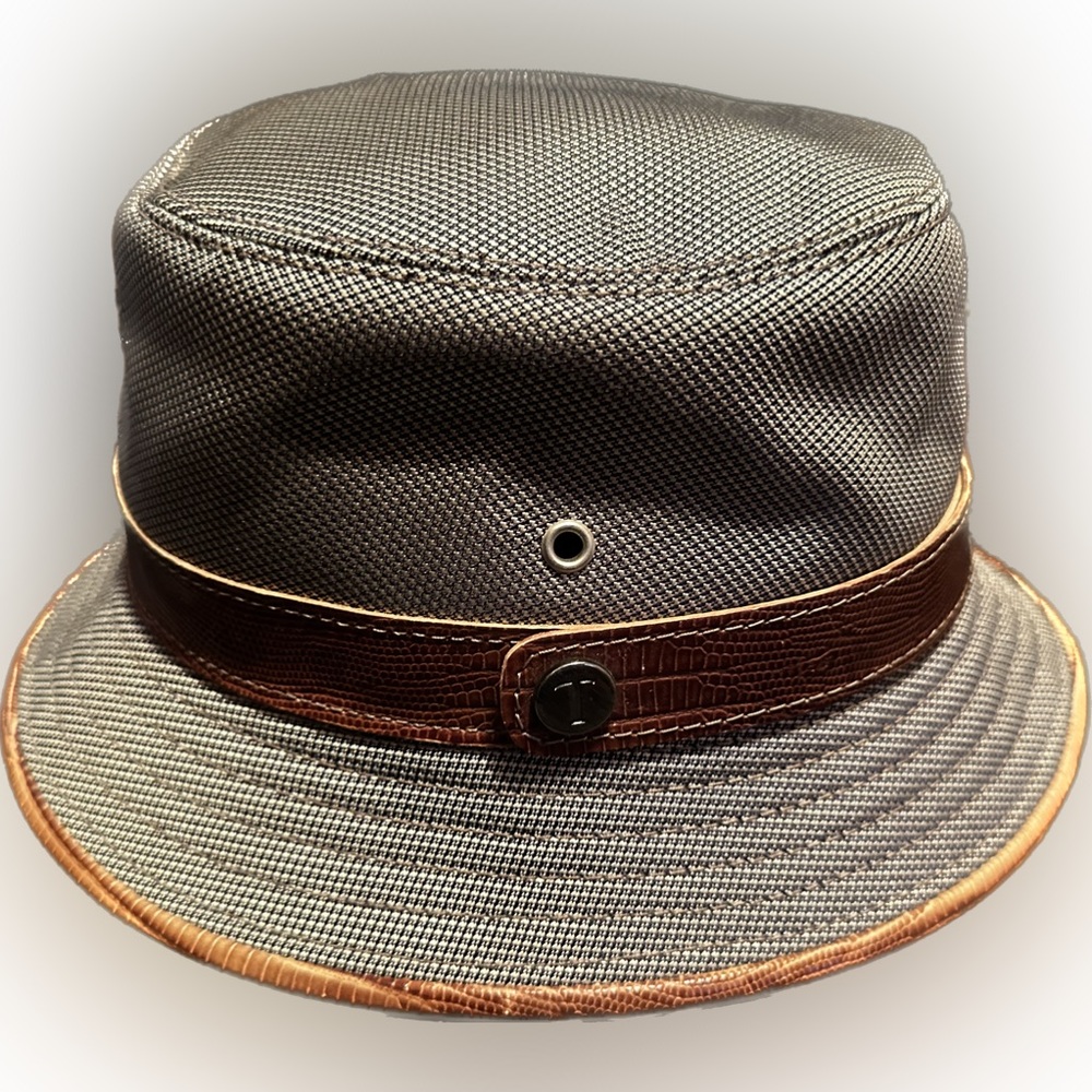 TOD’S Bucket Hat NEW